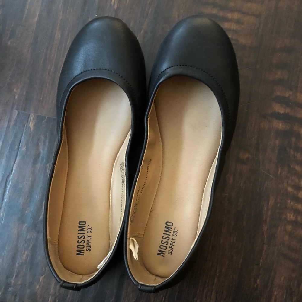 Black, Mossimo flats